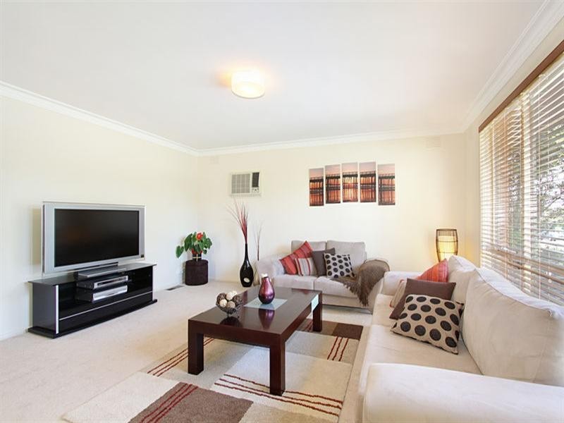 1/32 Hawthorn Road, Burwood East VIC 3151