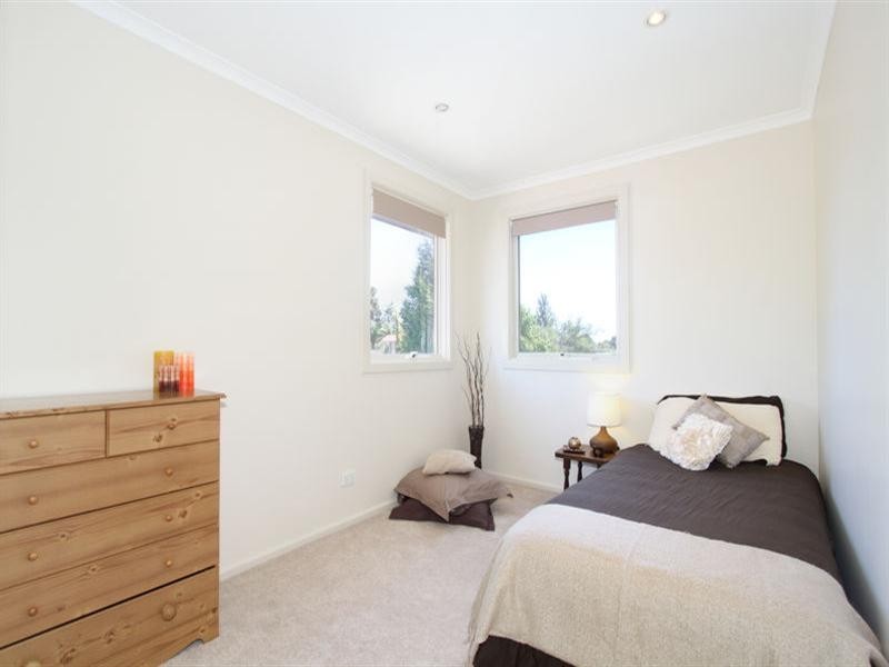 1/32 Hawthorn Road, Burwood East VIC 3151