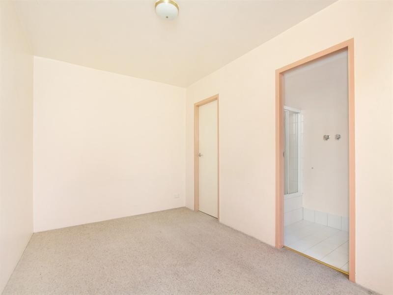 15/214 Kambrook Road, Caulfield North VIC 3161