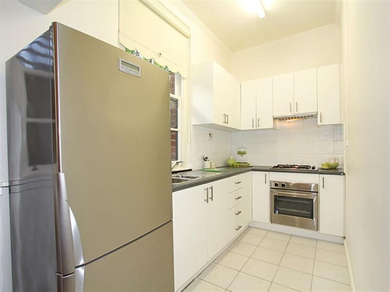 15/17 Charnwood Grove, St Kilda VIC 3182