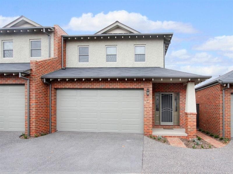 5/10 Omama Road, Murrumbeena VIC 3163