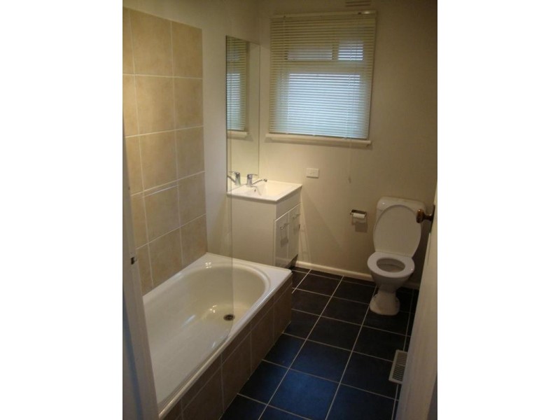 4/52 Coorigil Road, Carnegie VIC 3163