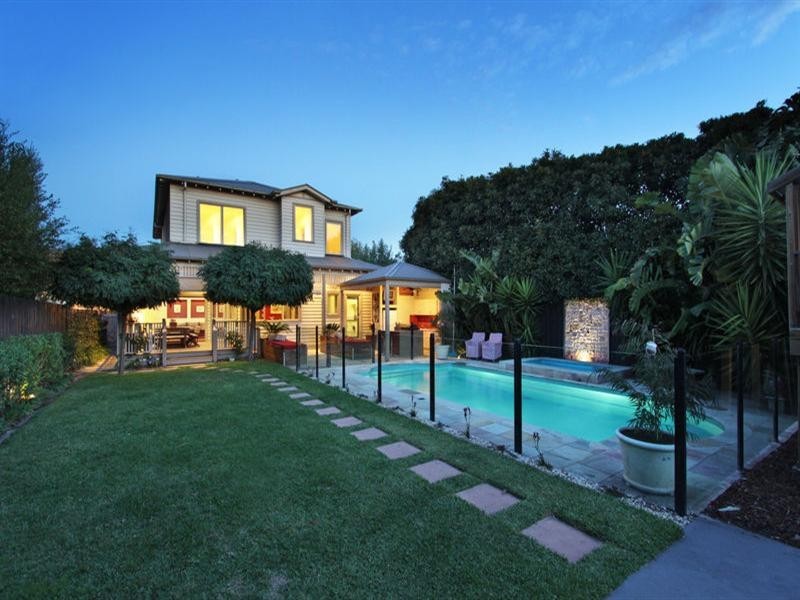 53 Golf Links Avenue, Oakleigh VIC 3166