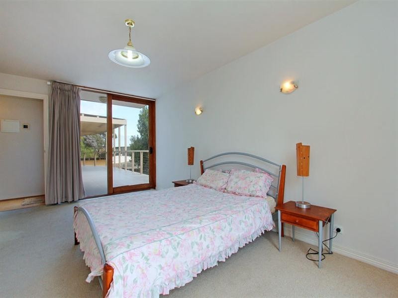 117 Seaview Avenue, Safety Beach VIC 3936