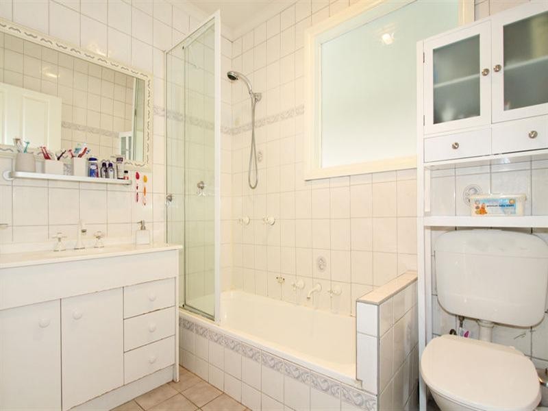 24 Montana Avenue, Mulgrave VIC 3170