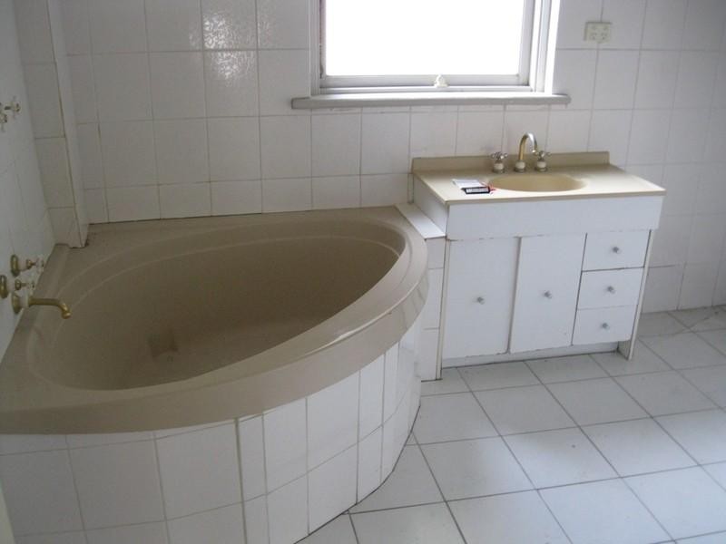 1302 Glen Huntly Road, Carnegie VIC 3163