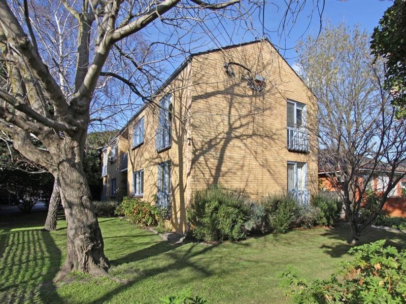 10/214 Kambrook Road, Caulfield VIC 3162