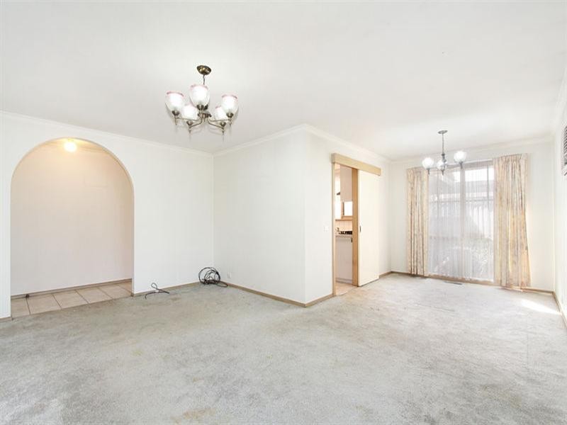 16 Rozzy Parade, Narre Warren VIC 3805