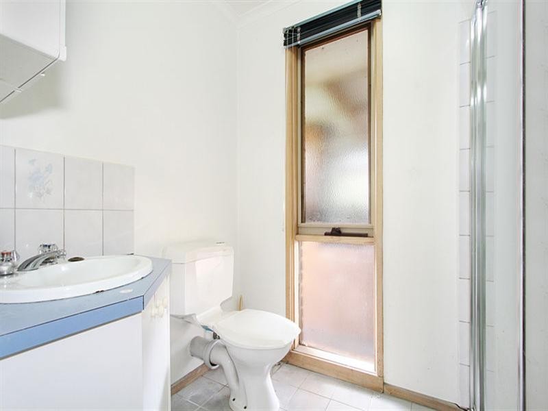 16 Rozzy Parade, Narre Warren VIC 3805