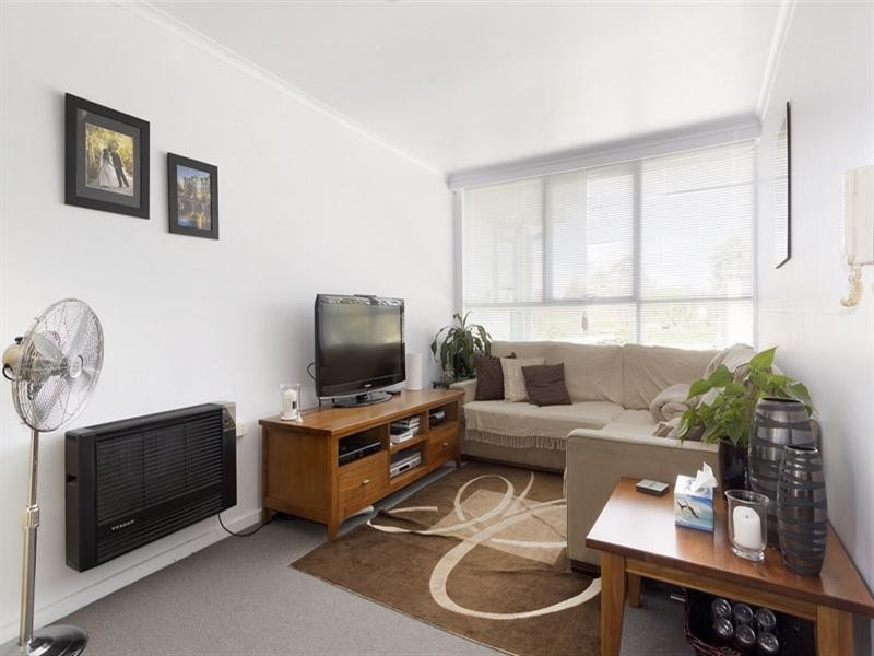 18/1150 Dandenong Road, Carnegie VIC 3163