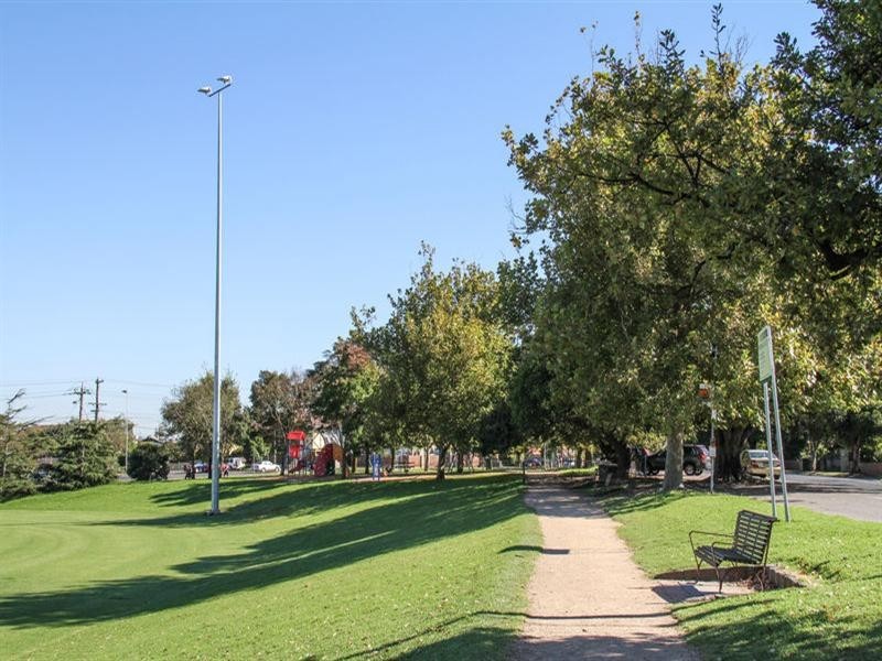 25 Crosbie Road, Murrumbeena VIC 3163