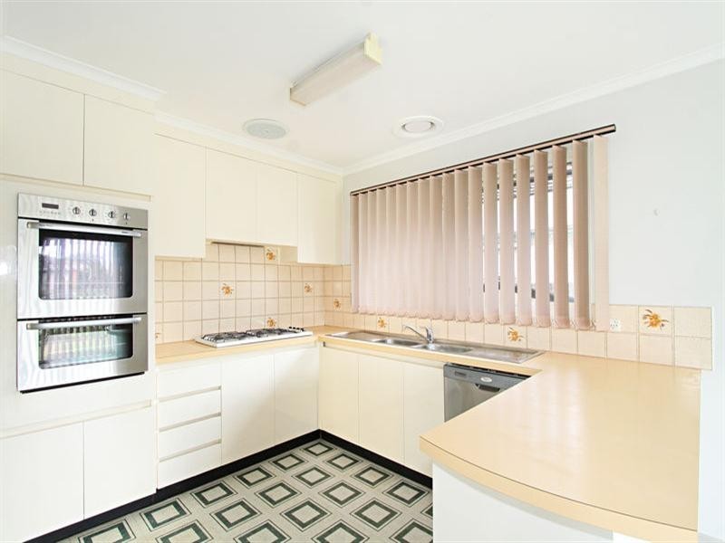 8 Elsie Grove, Chelsea VIC 3196