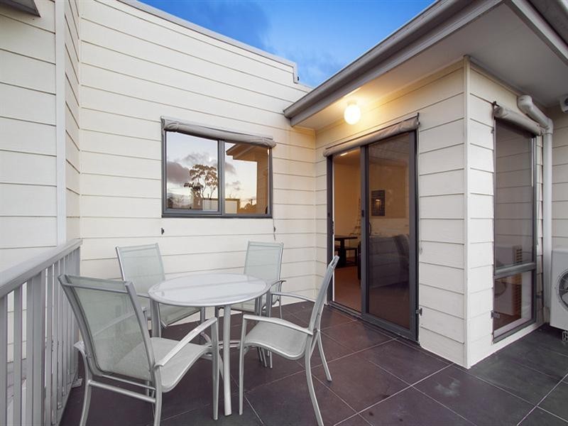 7/1136 Dandenong Road, Carnegie VIC 3163