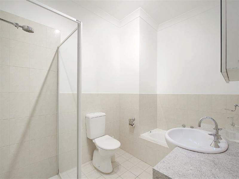 7/1136 Dandenong Road, Carnegie VIC 3163