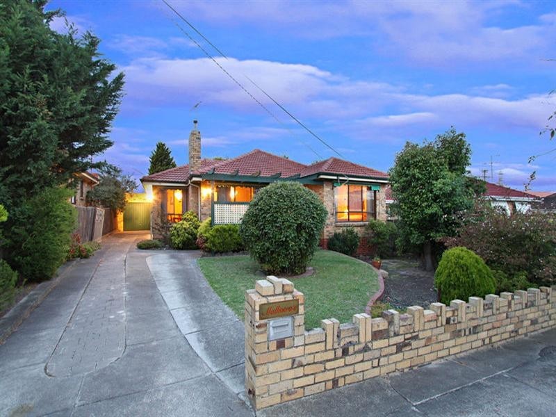 16 Robert Street, Chadstone VIC 3148