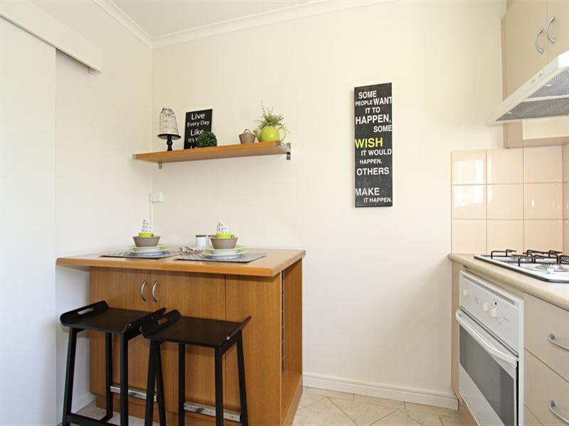 4/102 Oakleigh Road, Carnegie VIC 3163