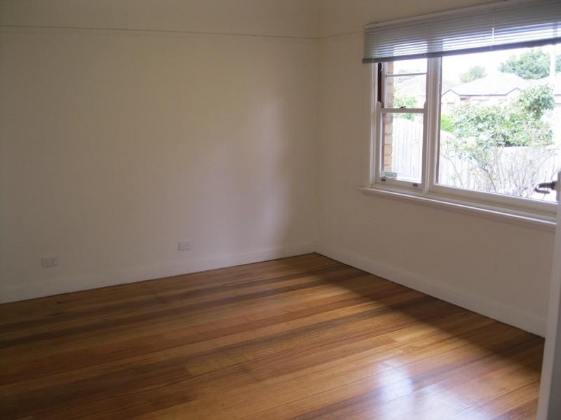 39 Barrani Sreet, Bentleigh East VIC 3165