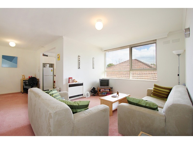 21/1150 Dandenong Road, Carnegie VIC 3163