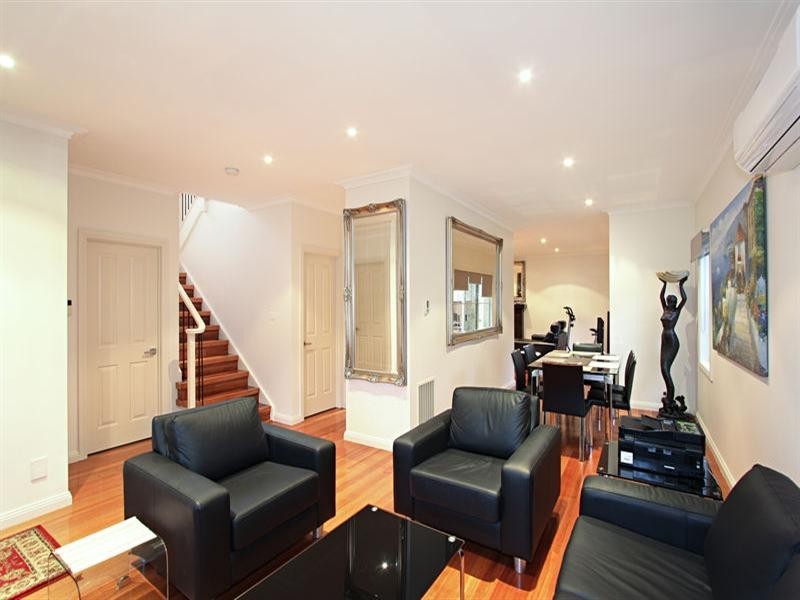 1/38 Deakin Street, Bentleigh East VIC 3165