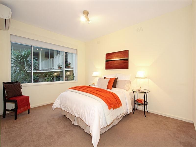 17/483 Kooyong Road, Elsternwick VIC 3185