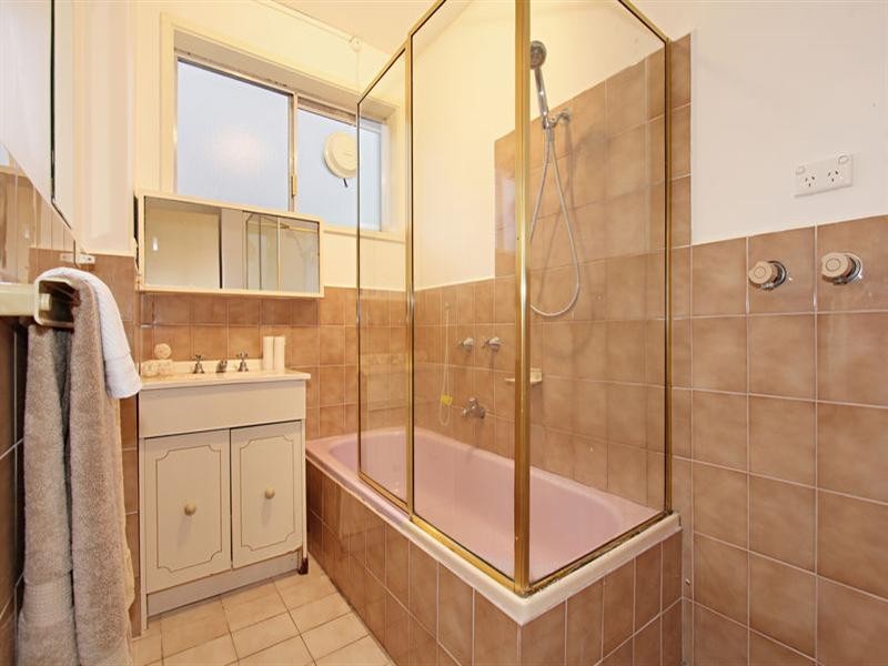 17/483 Kooyong Road, Elsternwick VIC 3185