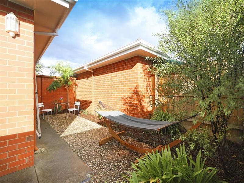 1/5 Anzac Street, Carnegie VIC 3163