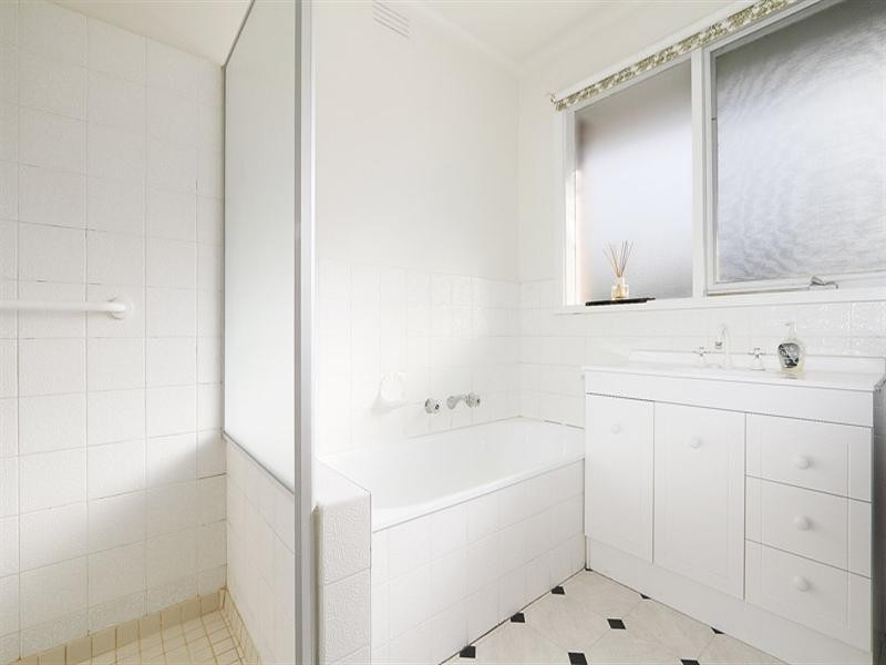 1/5 Anzac Street, Carnegie VIC 3163