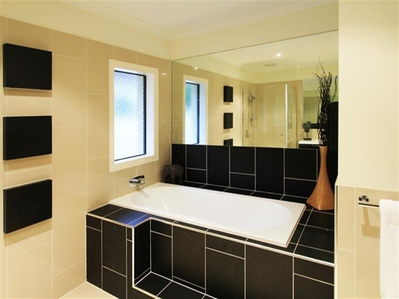 1A Naples Street, Box Hill South VIC 3128