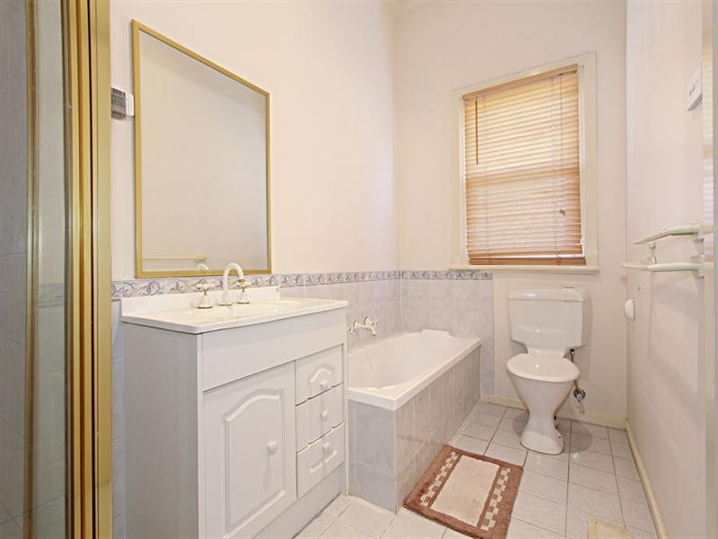 1/50 Darling Street, Hughesdale VIC 3166