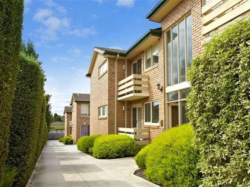 3/13 Churchill Avenue, Chadstone VIC 3148