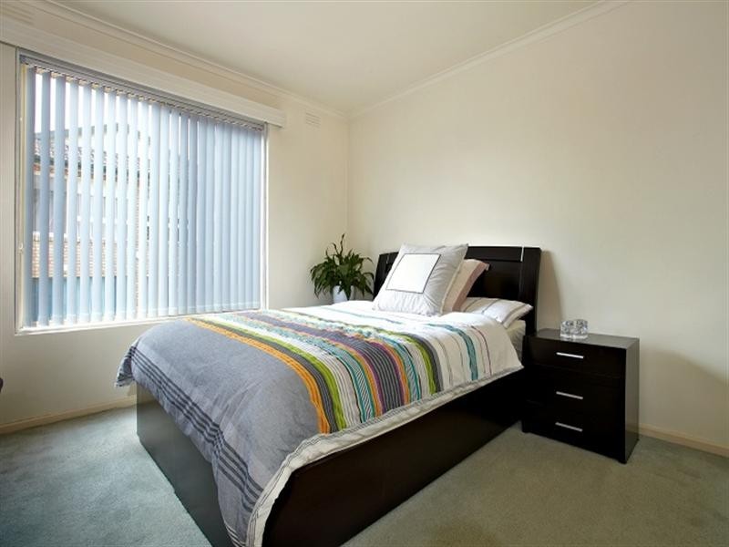 3/13 Churchill Avenue, Chadstone VIC 3148