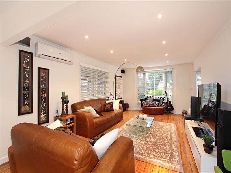 18 Victory Street, Murrumbeena VIC 3163