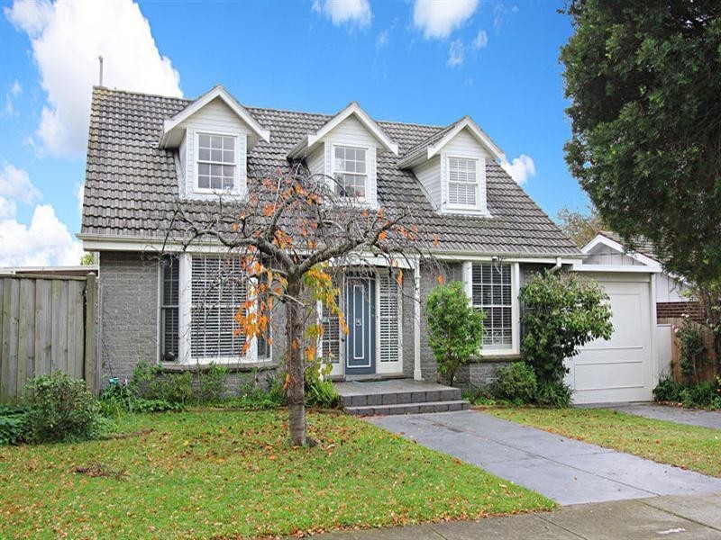 18 Victory Street, Murrumbeena VIC 3163