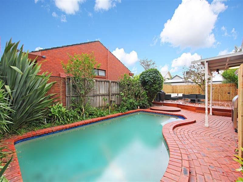 18 Victory Street, Murrumbeena VIC 3163