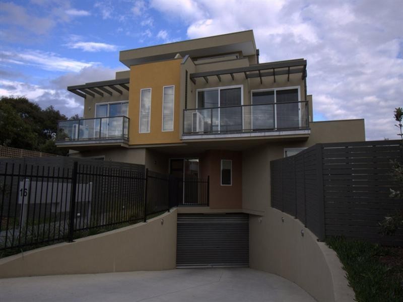 8/16 Keiller Street, Hampton East VIC 3188