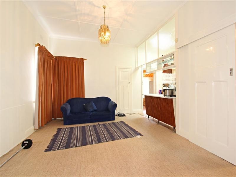 27 Maroo Street, Hughesdale VIC 3166