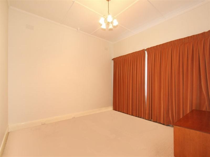 27 Maroo Street, Hughesdale VIC 3166