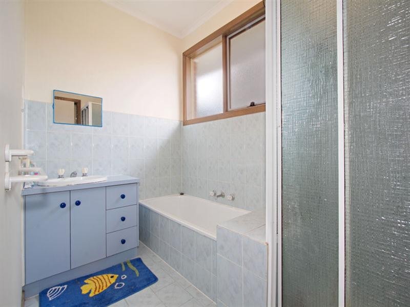 1-2/14 Lydson Street, Murrumbeena VIC 3163