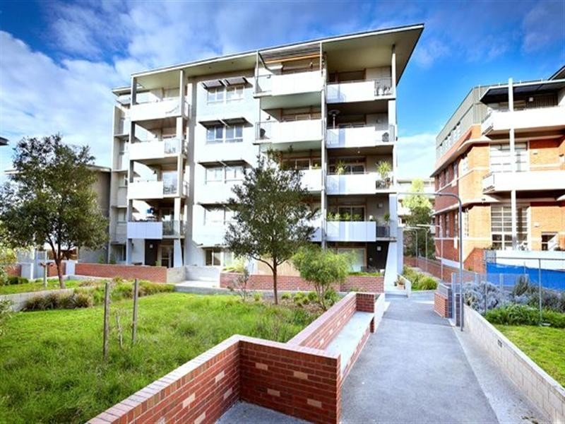 104/5 Greeves Street, St Kilda VIC 3182