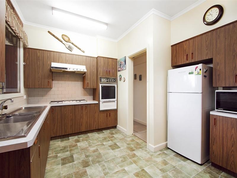 14 Margaretta Avenue, Murrumbeena VIC 3163