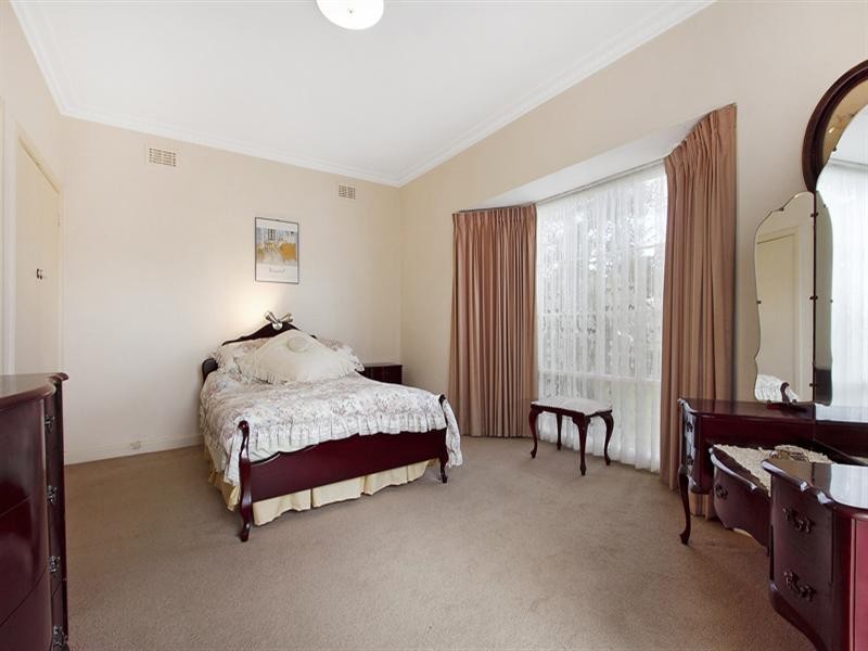 14 Margaretta Avenue, Murrumbeena VIC 3163