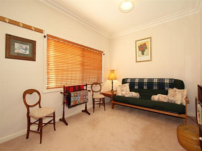 17 Koonawarra Street, Clayton VIC 3168