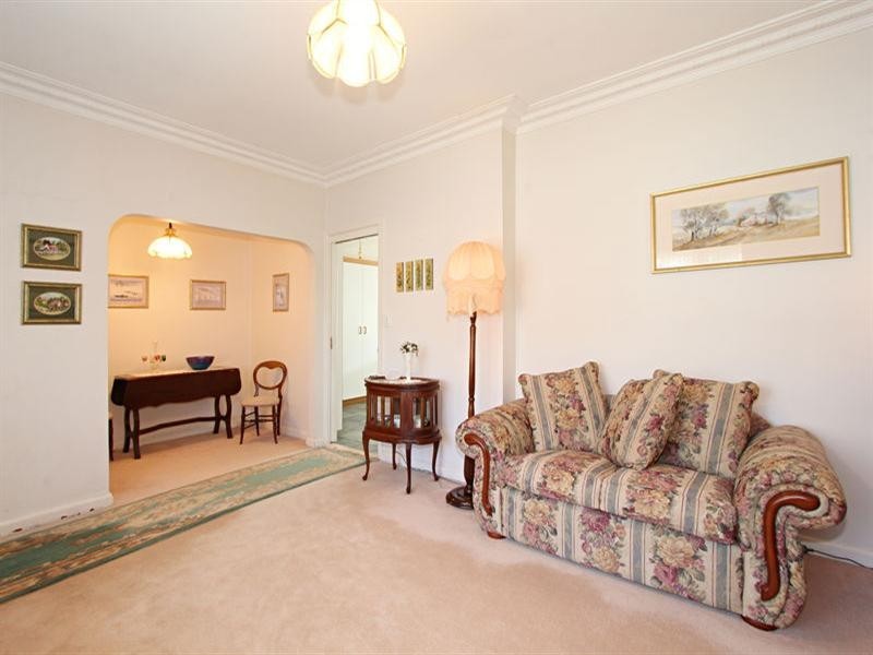 17 Koonawarra Street, Clayton VIC 3168