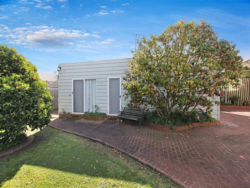 17 Koonawarra Street, Clayton VIC 3168