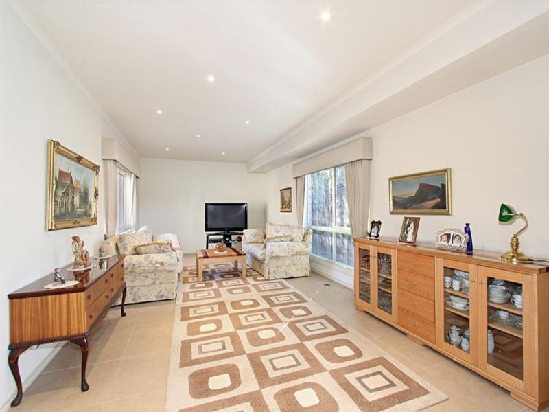 3/12 Surrey Crescent, Oakleigh East VIC 3166