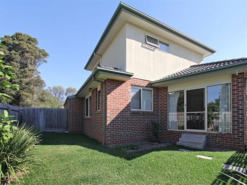 3/12 Surrey Crescent, Oakleigh East VIC 3166