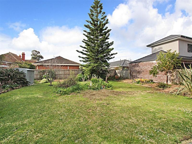 23 Paget Street, Hughesdale VIC 3166