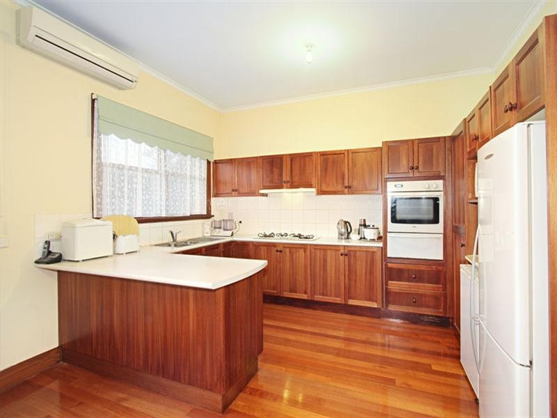 53 Shepparson Avenue, Carnegie VIC 3163