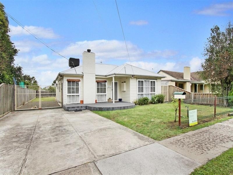 24 Montana Avenue, Mulgrave VIC 3170