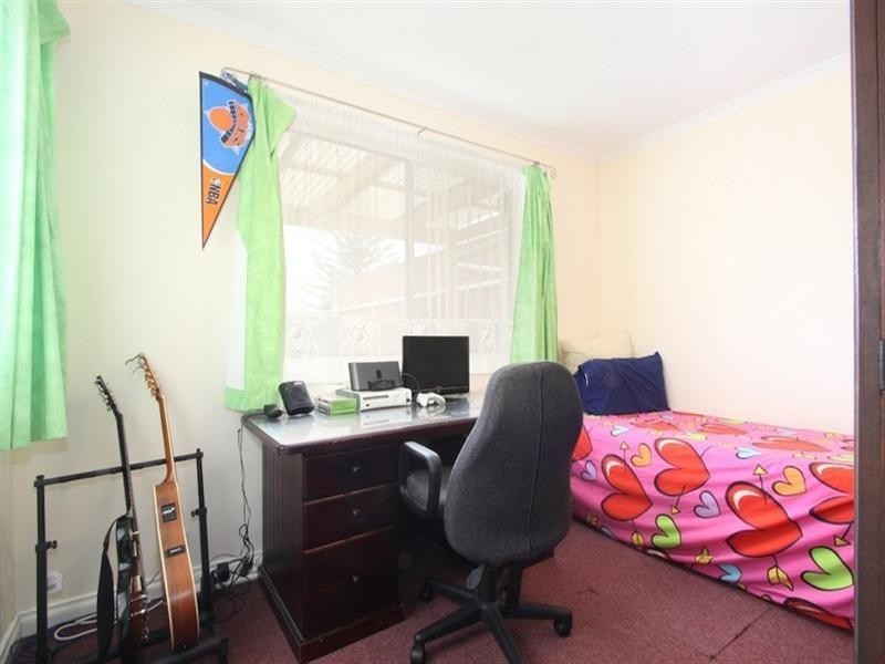 24 Montana Avenue, Mulgrave VIC 3170
